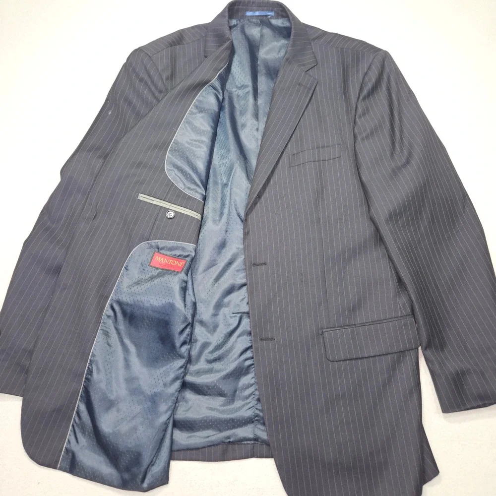 Mantoni Super 140S Pinstripe 2-Piece Suit Virgin Wool Navy Sz 46L